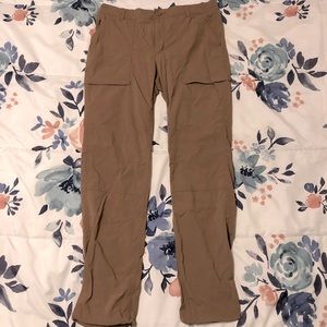 REÍ lightweight moisture wicking women’s hiking pants.